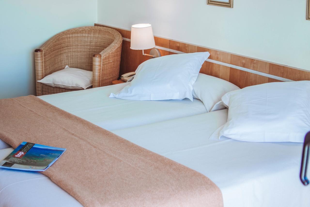 Hotel Ancora Palamos Luaran gambar